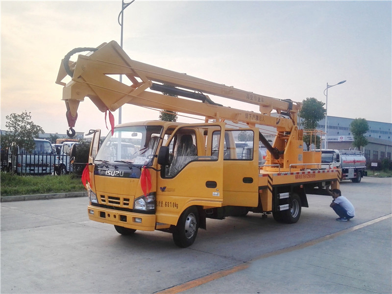 18米五十鈴雙排·折疊臂高空車