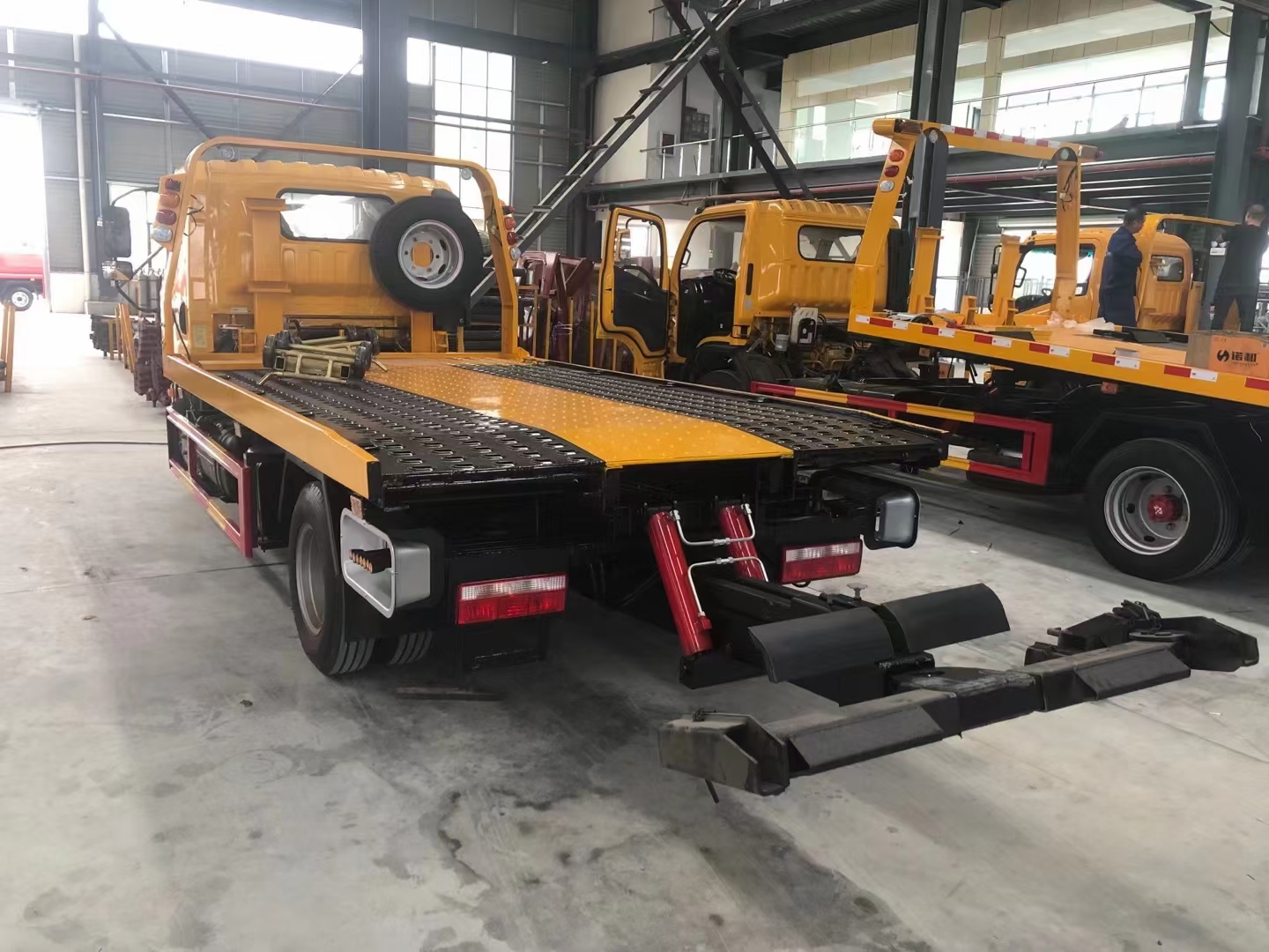 解放虎V藍(lán)牌清障車