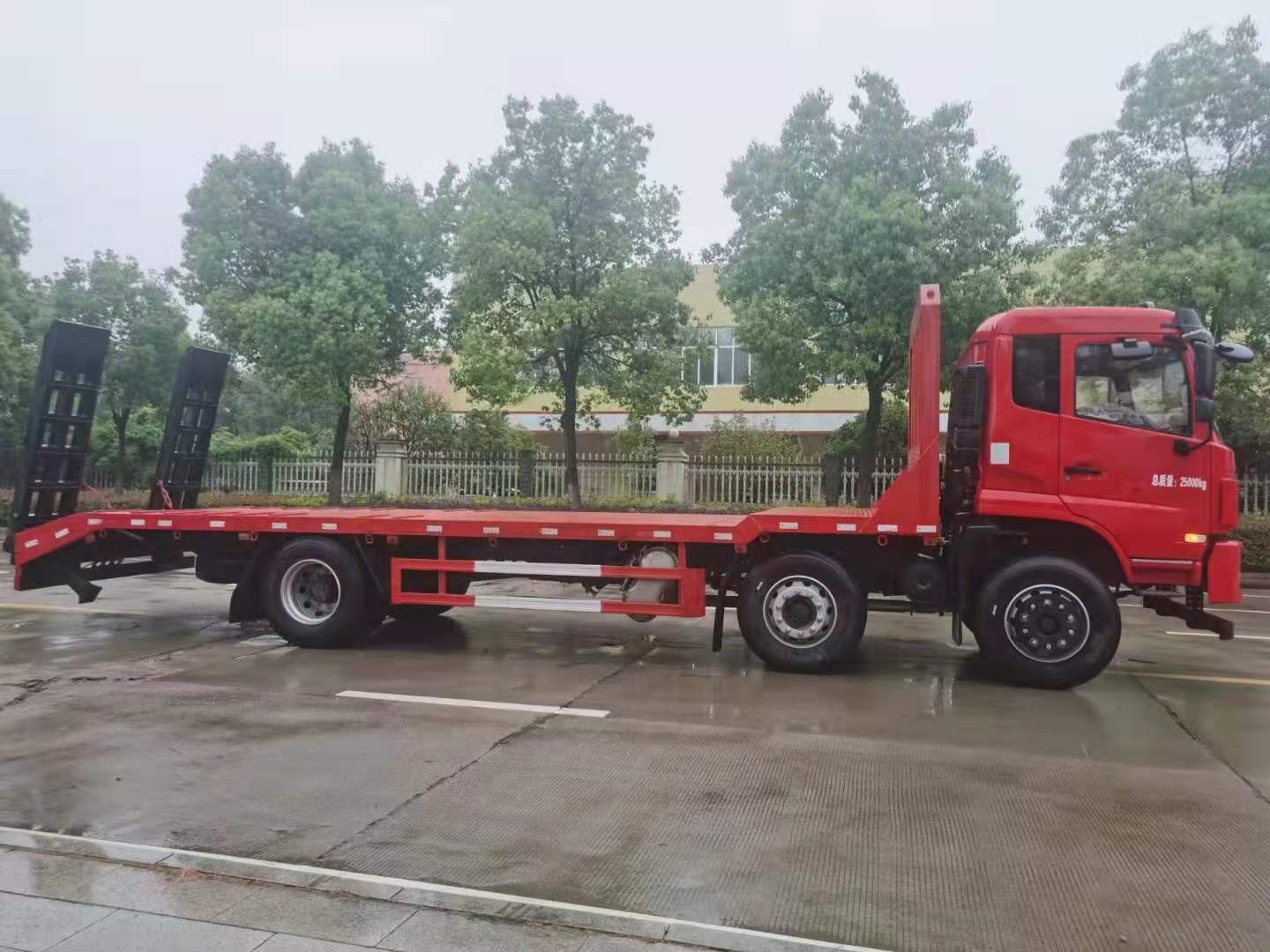 華神后八輪平板車(chē)